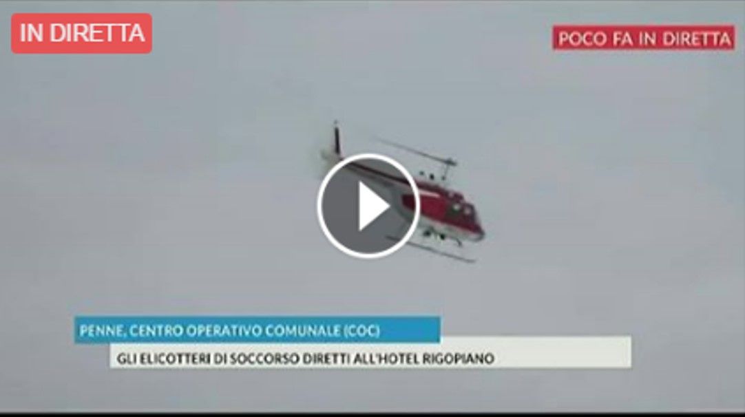Le immagini in diretta dei soccorsi ai superstiti della valanga che ha colpito l'hotel Rigopiano | VIDEO