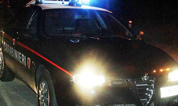 Incidente sulla Sassari - Alghero, perde il controllo dell'auto che si ribalta: illeso il conducente