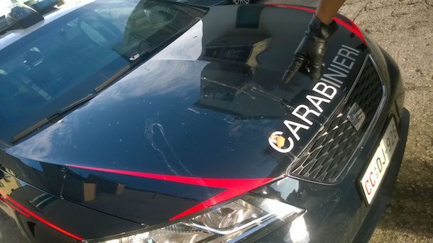 Lancio uova contro i carabinieri: 6 minori denunciati