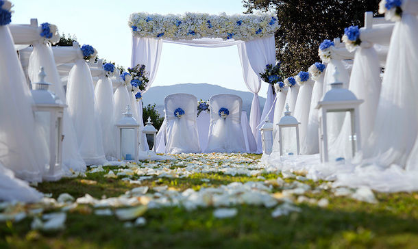 Oggi Sposi & Events racconta il luxury wedding nel paradiso della Sardegna