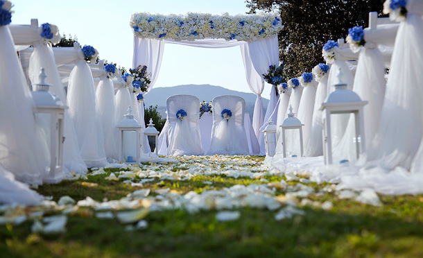 Oggi Sposi & Events racconta il luxury wedding nel paradiso della Sardegna