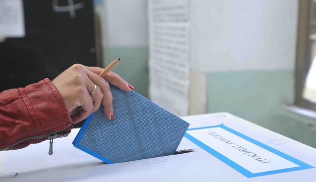 Domenica e lunedì si vota in 35 Comuni dell'Isola. 140 mila gli elettori chiamati alle urne