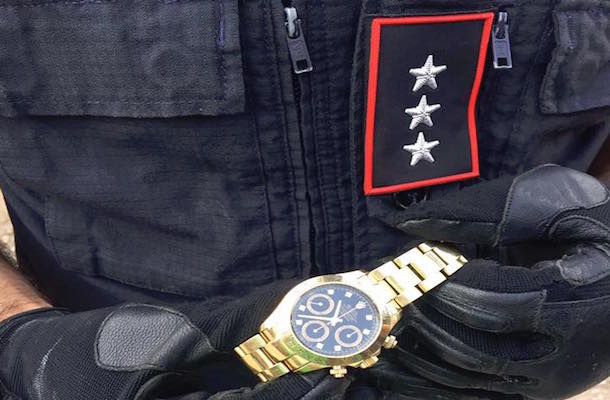 Blitz dei Carabinieri nel campo nomadi di Selargius: trovati monili e un orologio Rolex in oro e diamanti