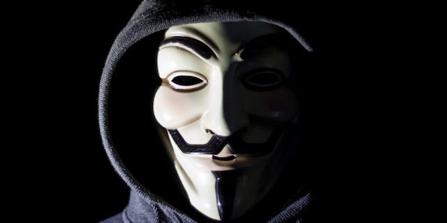 Hacker di Anonymous all'università di Cagliari: denunciati due studenti