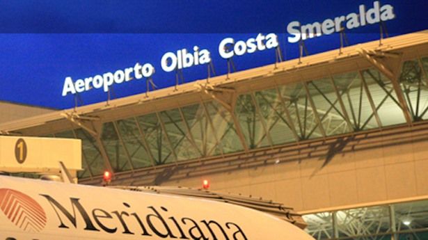 Meridiana, ancora caos a Olbia: oggi 26 voli cancellati