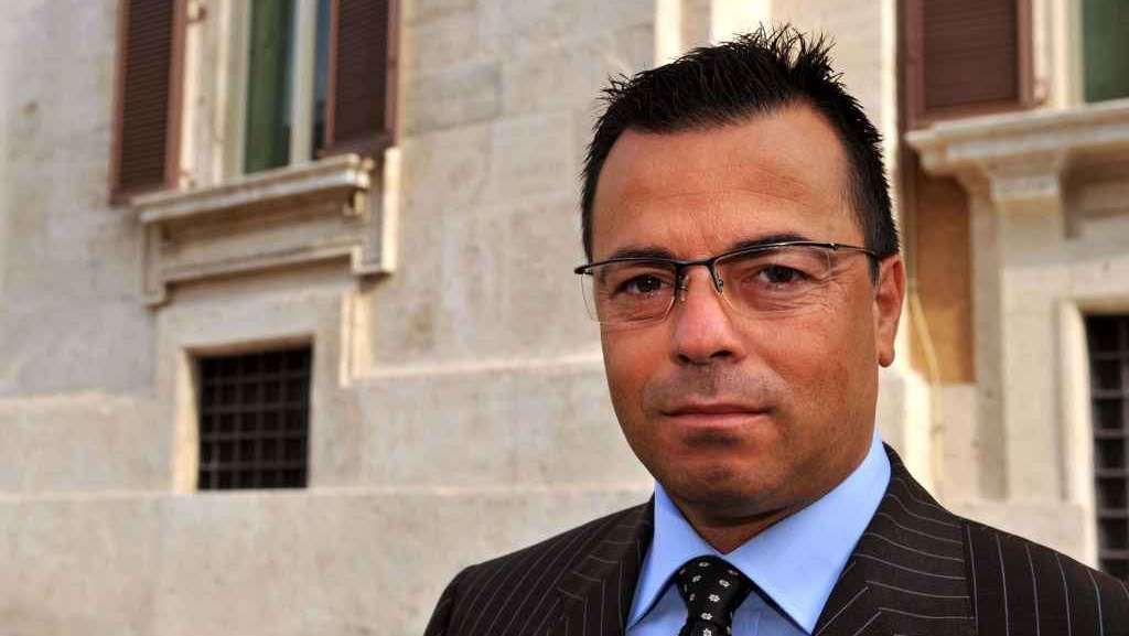 Morto in un incidente stradale l'europarlamentare della Lega Gianluca Buonanno