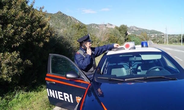 Strade sicure, proseguono i controlli dei carabinieri: denunce per furti d'acqua e ricettazione