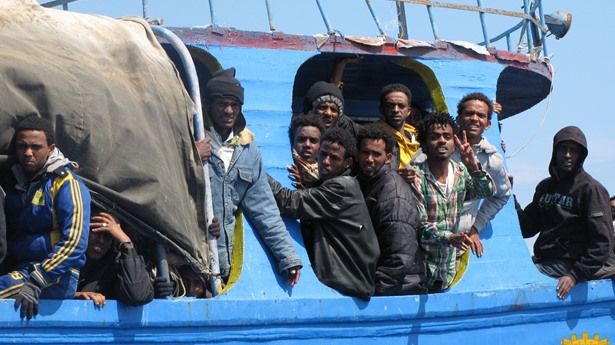 Nuovo sbarco migranti: 16 profughi, tra algerini e tunisi, approdano nelle coste dell'isola