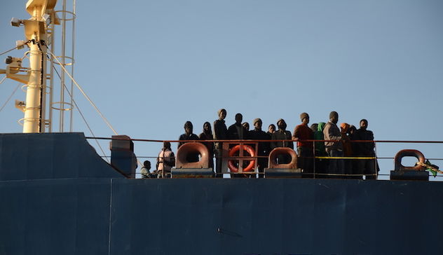 Nuovo sbarco migranti: attesi nell'isola 235 profughi