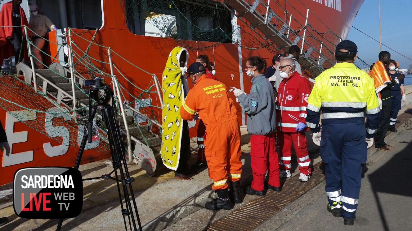 235 migranti in arrivo: operativa la macchina di assistenza allo sbarco della Protezione civile