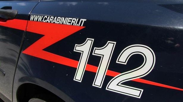 67enne tenta il suicidio: i carabinieri gli salvano la vita