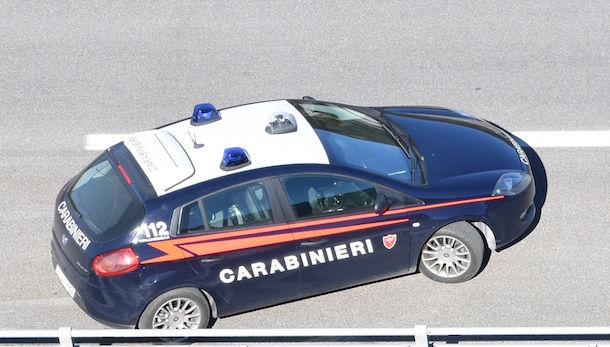 Demoliscono le auto sottoposte a sequestro amministrativo: i Carabinieri denunciano due persone di Tortolì e Girasole