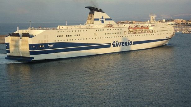Tirrenia, aggiunte tre navi merci e più Sardegna nei menù 