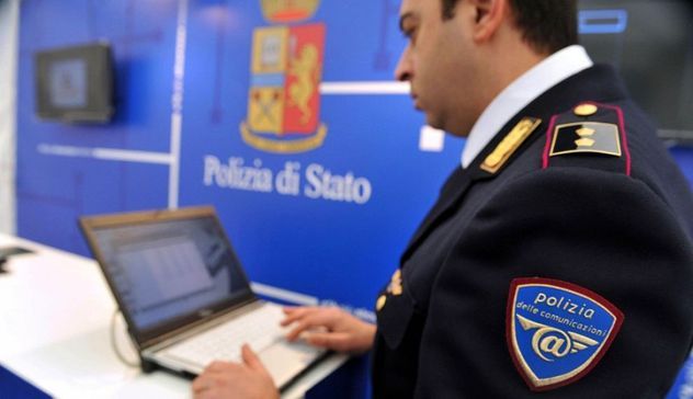 Polizia postale: 374 denunce nel 2015, 19 per pedopornografia