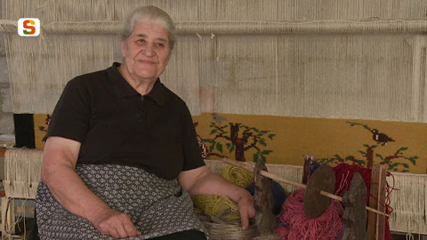 Prestigioso riconoscimento per la tessitrice di Sarule Speranza Ladu: è la Donna al Traguardo dell'Anno