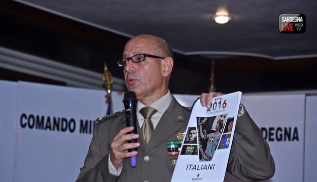 Presentato a Cagliari  il calendario dell'Esercito