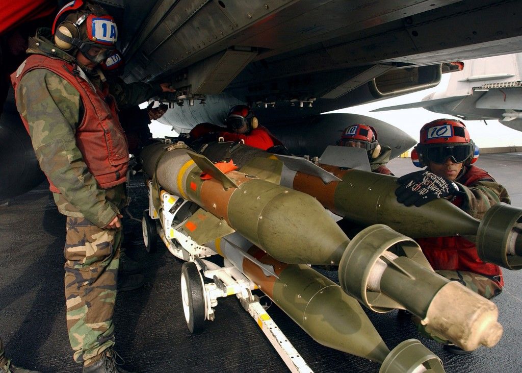 Spedite in Arabia Saudita le bombe MK-80 fabbricate in Sardegna e partite dall'aeroporto di Cagliari