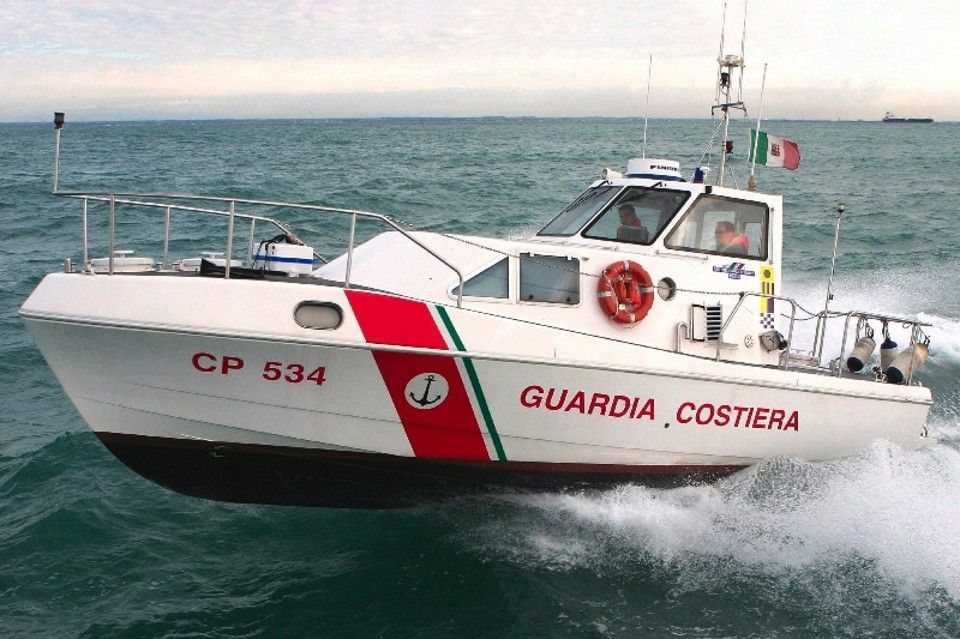 Tragedia sul litorale di San Gemiliano: turista svizzero muore annegato