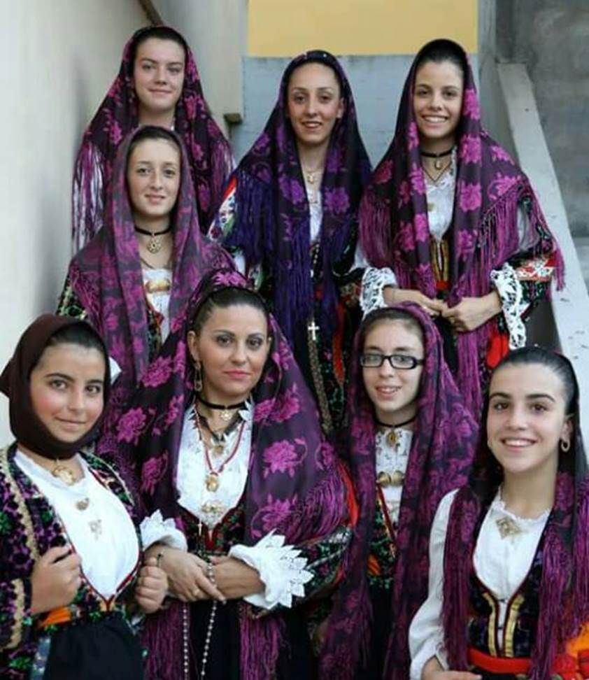 Ai piedi del Mont'Albo l'orgoglio delle donne: nasce il Gruppo Folk Sas Luvulesas