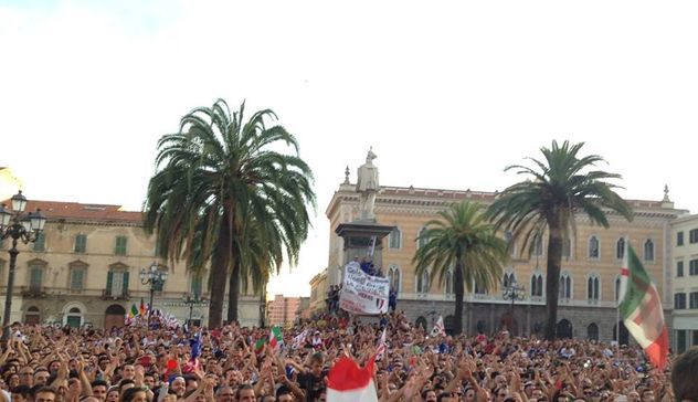 La Sardegna abbraccia i suoi campioni, è festa grande a Sassari