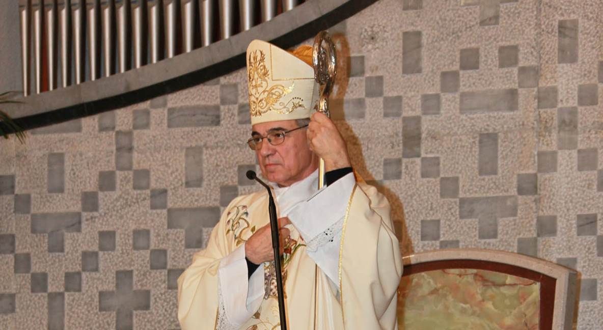 Il vescovo di Nuoro al funerale di Gianluca: 