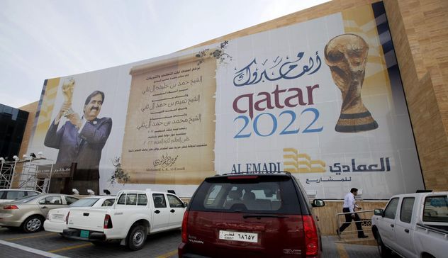 Mondiali di calcio 2022 in Qatar. Si giocherà d'inverno