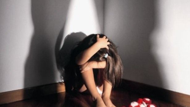 Violenza sessuale su una bambina di 9 anni: pensionato condannato a 10 anni
