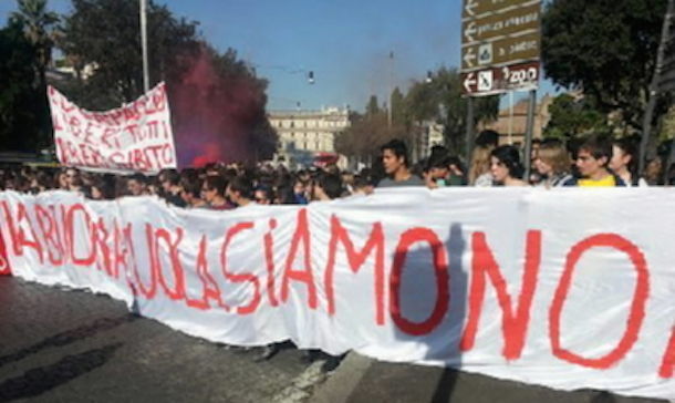 Nuoro. Mondo della scuola in rivolta, pronta la marcia su Cagliari contro i tagli previsti per 5 milioni di euro