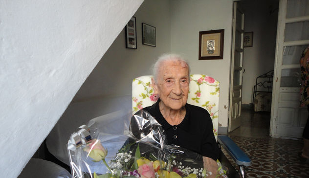 Sant'Antioco. Nonna Ottavia ha compiuto 105 anni