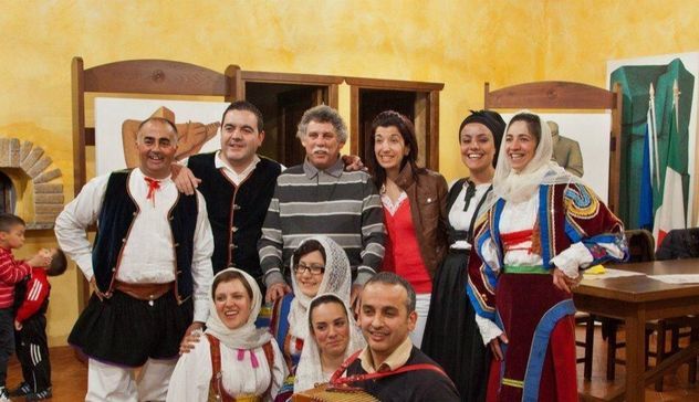 Belvì. Erasmus apre le Cortes all'Europa. Il paese ospita per due mesi 14 studenti stranieri