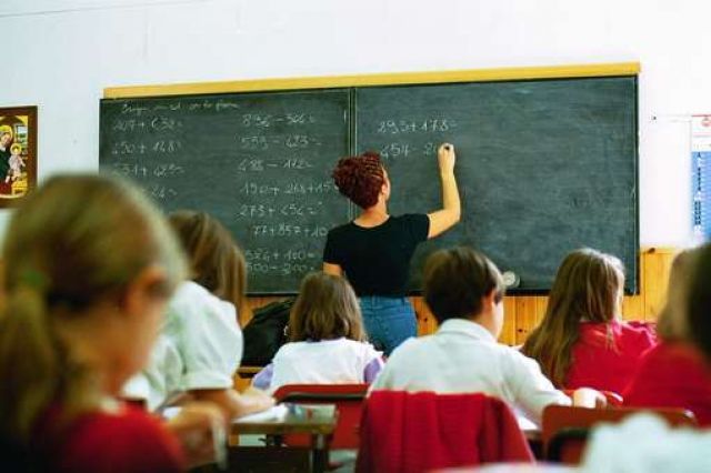 Dispersione scolastica. L'assessore Firino a Roma per firmare un protocollo d'intesa con il Ministro Giannini