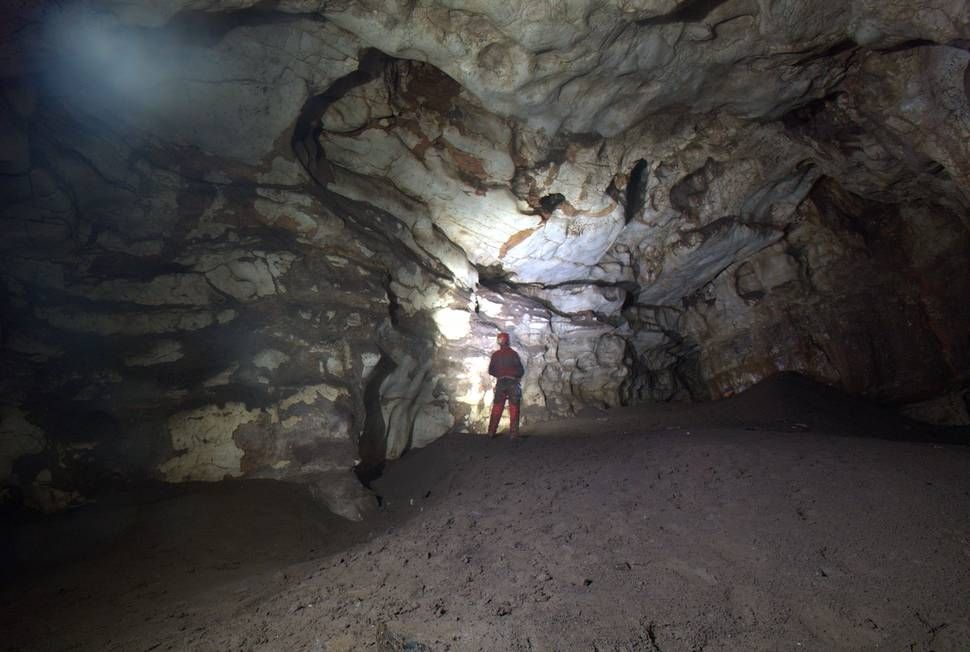 Oliena. Tragedia nella notte, speleologo nuorese muore nella grotta di Su Entu