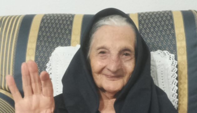 Tuili. Un paese in festa per i 100 anni di nonna Bonaria