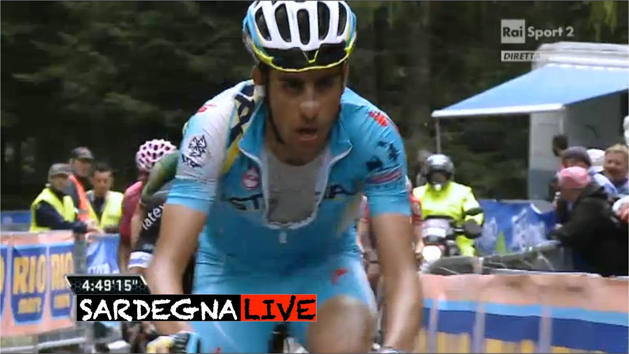 Giro d'Italia. Aru a un passo dal podio, tiene duro in Valsugana e si riprende il 4° posto