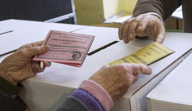Elezioni: alle ore 19 affluenza in calo in Sardegna