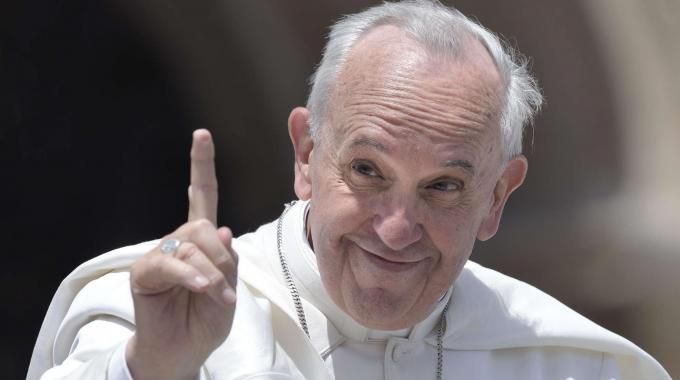 Bergoglio: zio Paperone o Francesco d'Assisi?