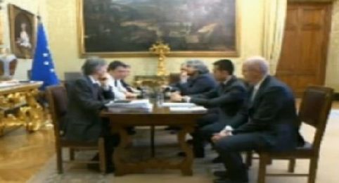 Consultazioni. Grillo contro Renzi. Clima teso e accuse