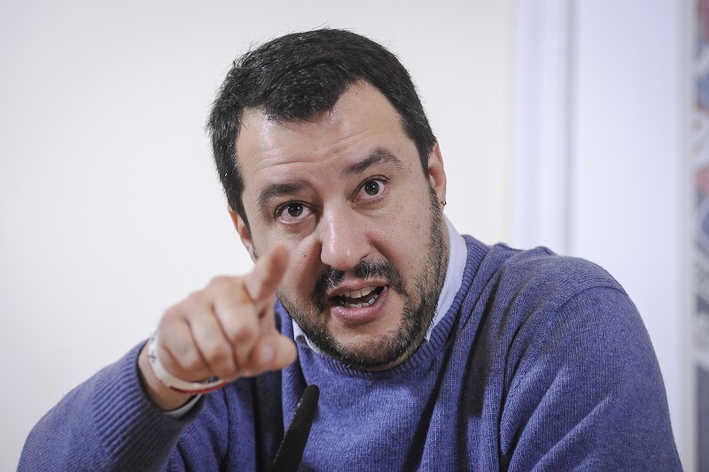 Referendum. Salvini: “Al Sud non devono avere paura della Lega, ma dei politici che per 50 anni hanno fatto promesse che non hanno mai mantenuto”