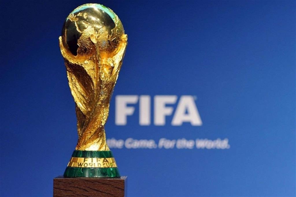 Inchiesta diritti tv sui Mondiali di calcio, 5 sardi coinvolti 