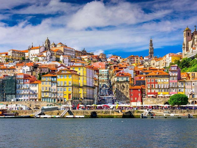 Il Portogallo è vicino: Ryanair annuncia un nuovo collegamento Cagliari-Porto