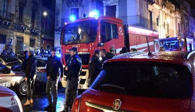 Tragedia a Catania. Esplosione nel quartiere 