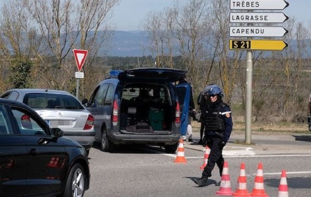 Attentato in Francia: ucciso il terrorista, almeno 3 morti
