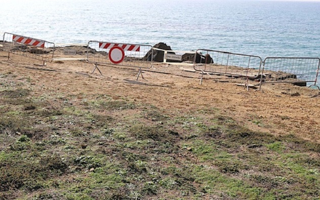 Rischio crolli: interdetta la spiaggia di San Giovanni di Sinis