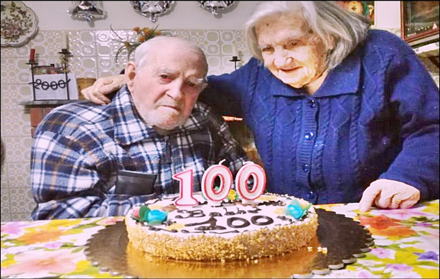 Gli sposi longevi da record, da 78 anni Benedetto e Bonaria si amano come fosse ieri