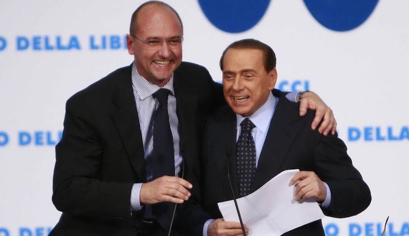Continua il tour di Berlusconi in Sardegna