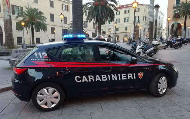 Colpo in gioielleria, i Carabinieri arrestano il giovane rapinatore 