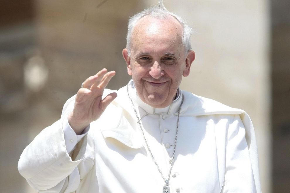 Papa Francesco ai seminaristi: “Sto male se vedo un prete con l'ultimo modello di auto”  