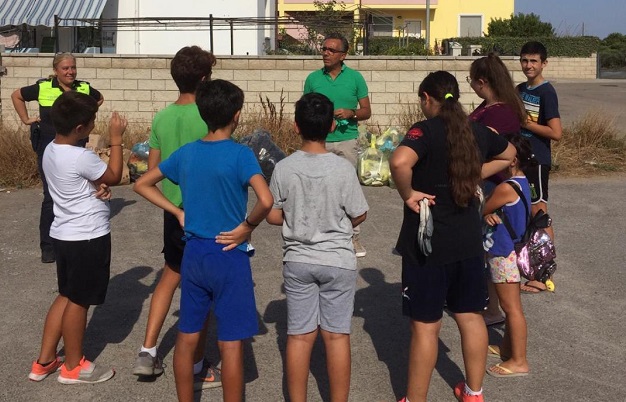 I bambini di “Su Furraghe” ripuliscono l’ambiente dai rifiuti