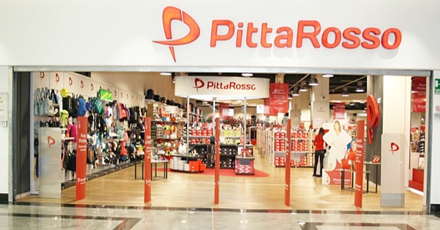 Addio a PittaRosso, il punto vendita abbassa le serrande in via Dante