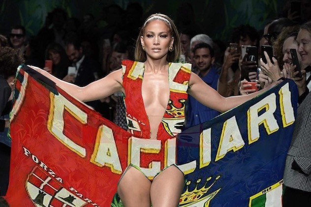 A Cagliari tutti pazzi per Jennifer Lopez